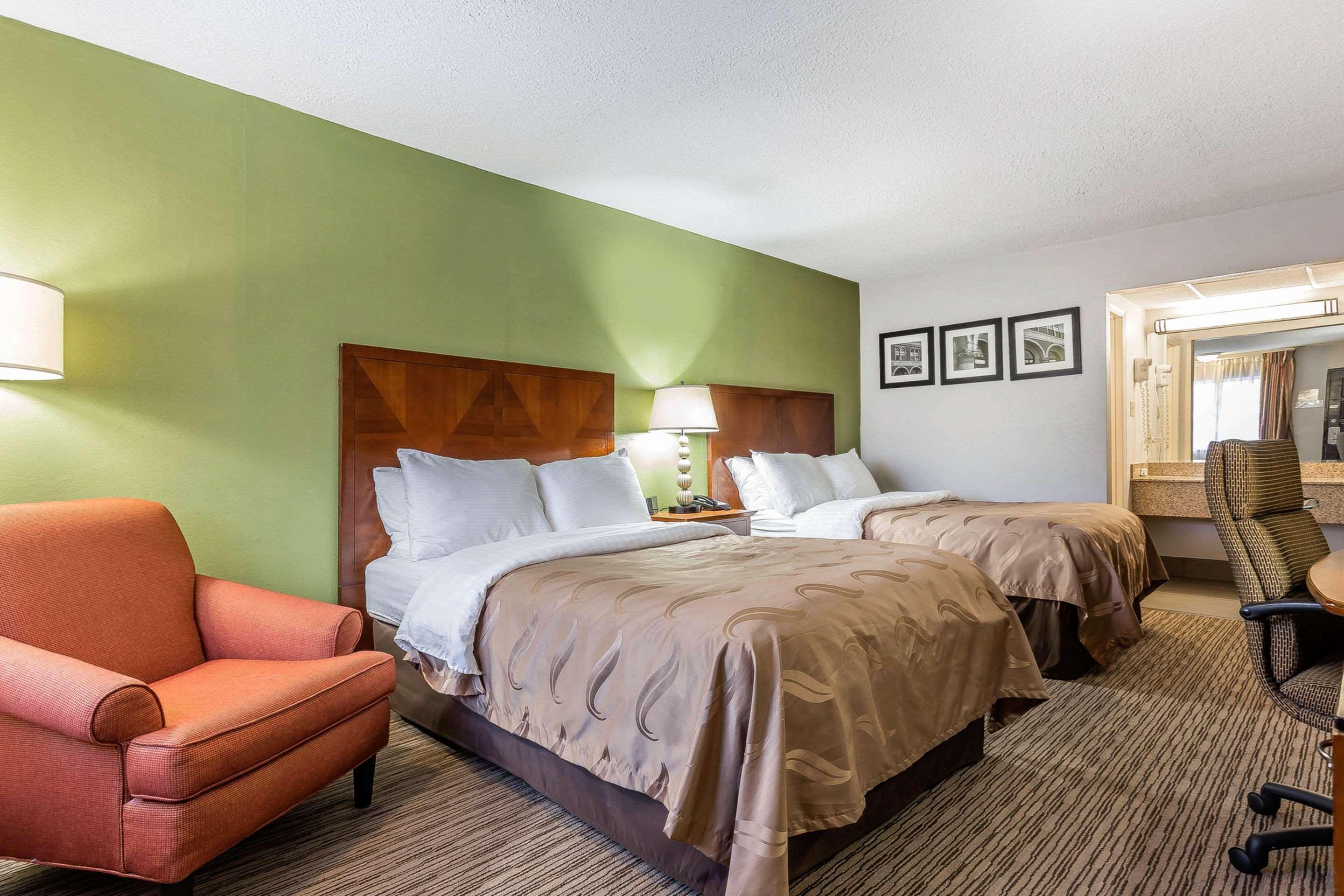 Quality Inn Forsyth Near Ga Public Safety Training Center Luaran gambar