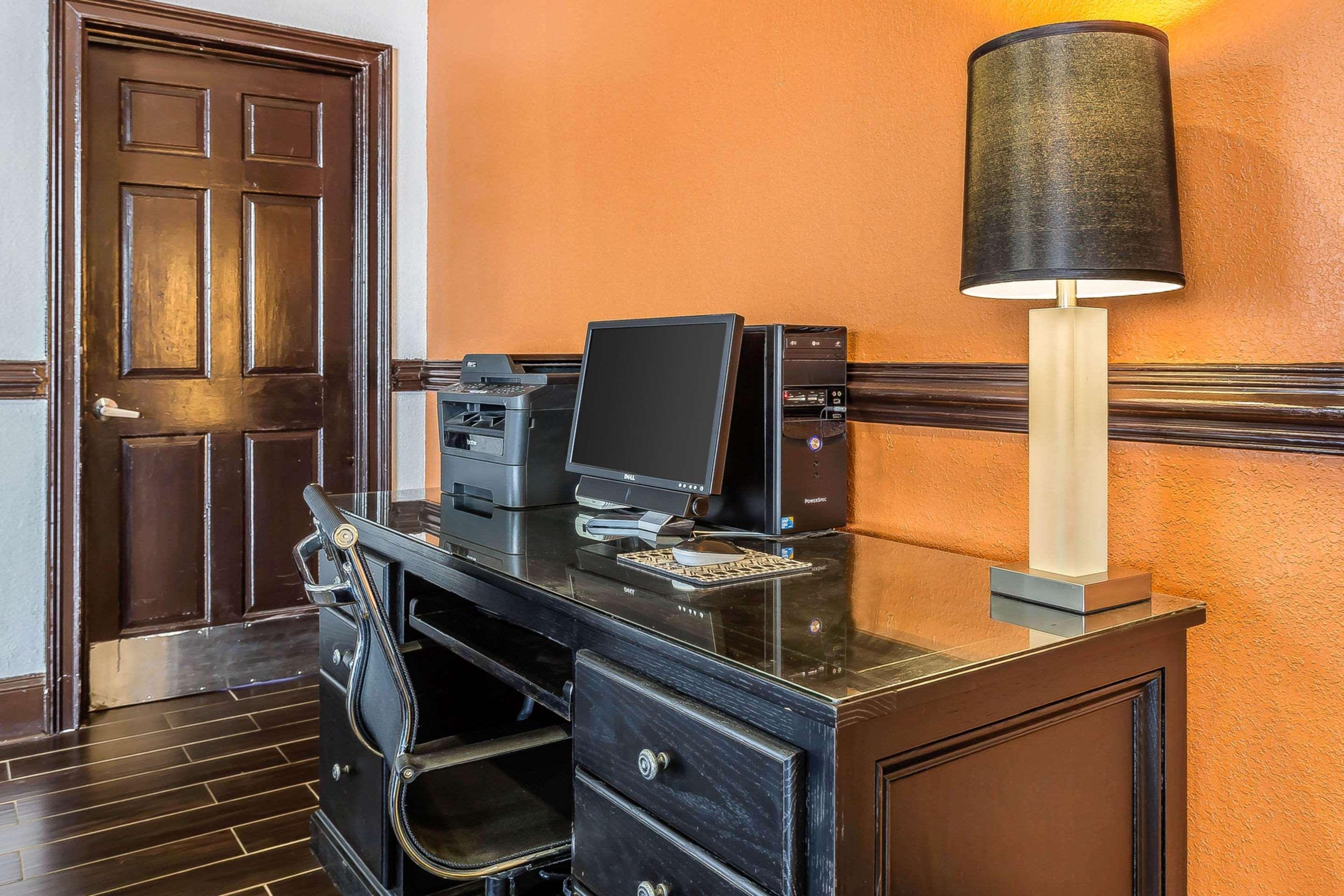 Quality Inn Forsyth Near Ga Public Safety Training Center Luaran gambar