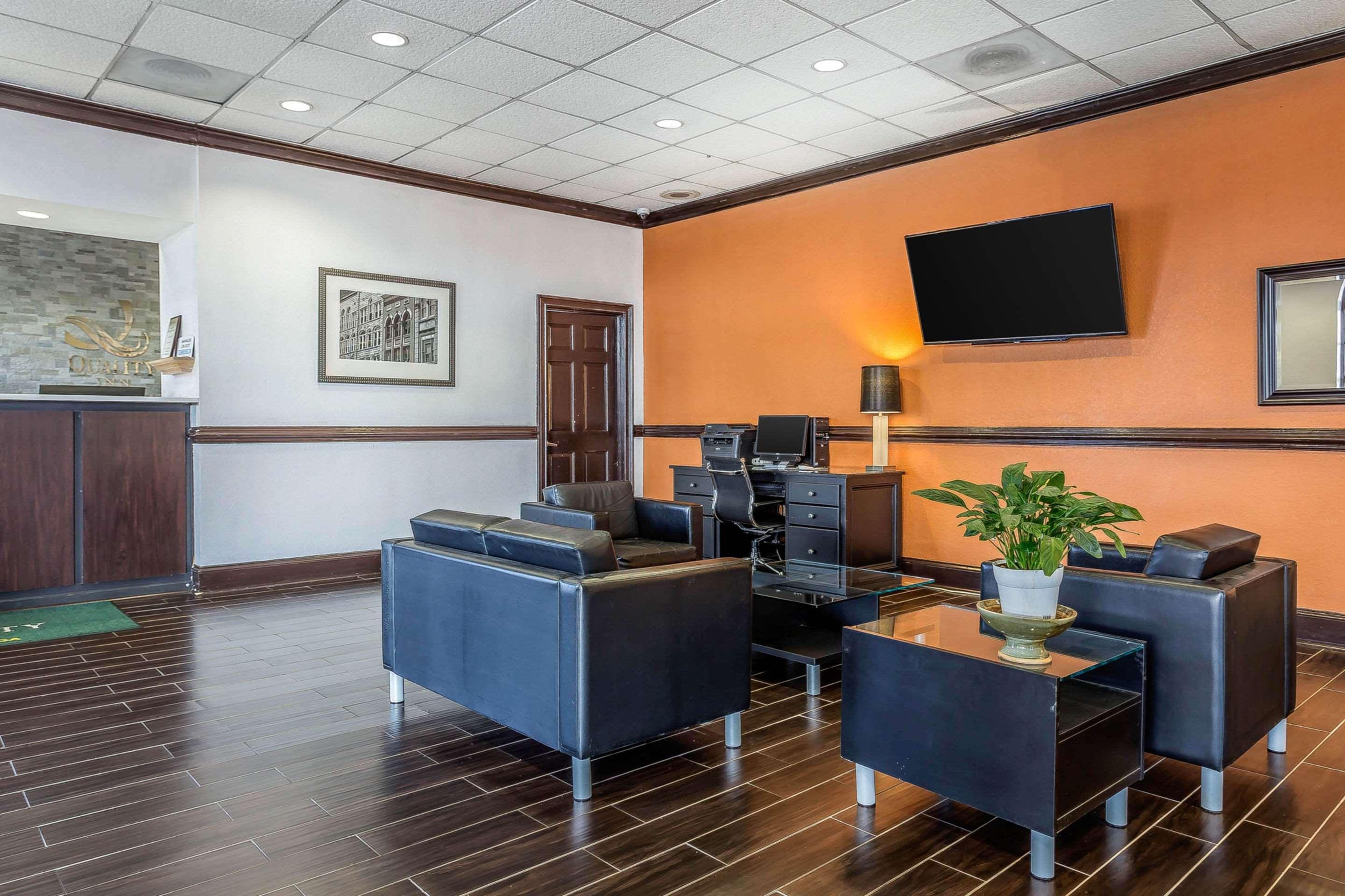 Quality Inn Forsyth Near Ga Public Safety Training Center Luaran gambar