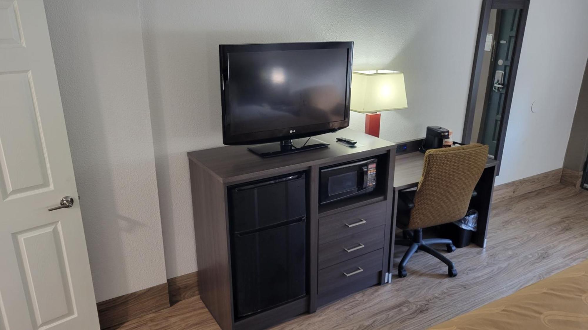 Quality Inn Forsyth Near Ga Public Safety Training Center Luaran gambar
