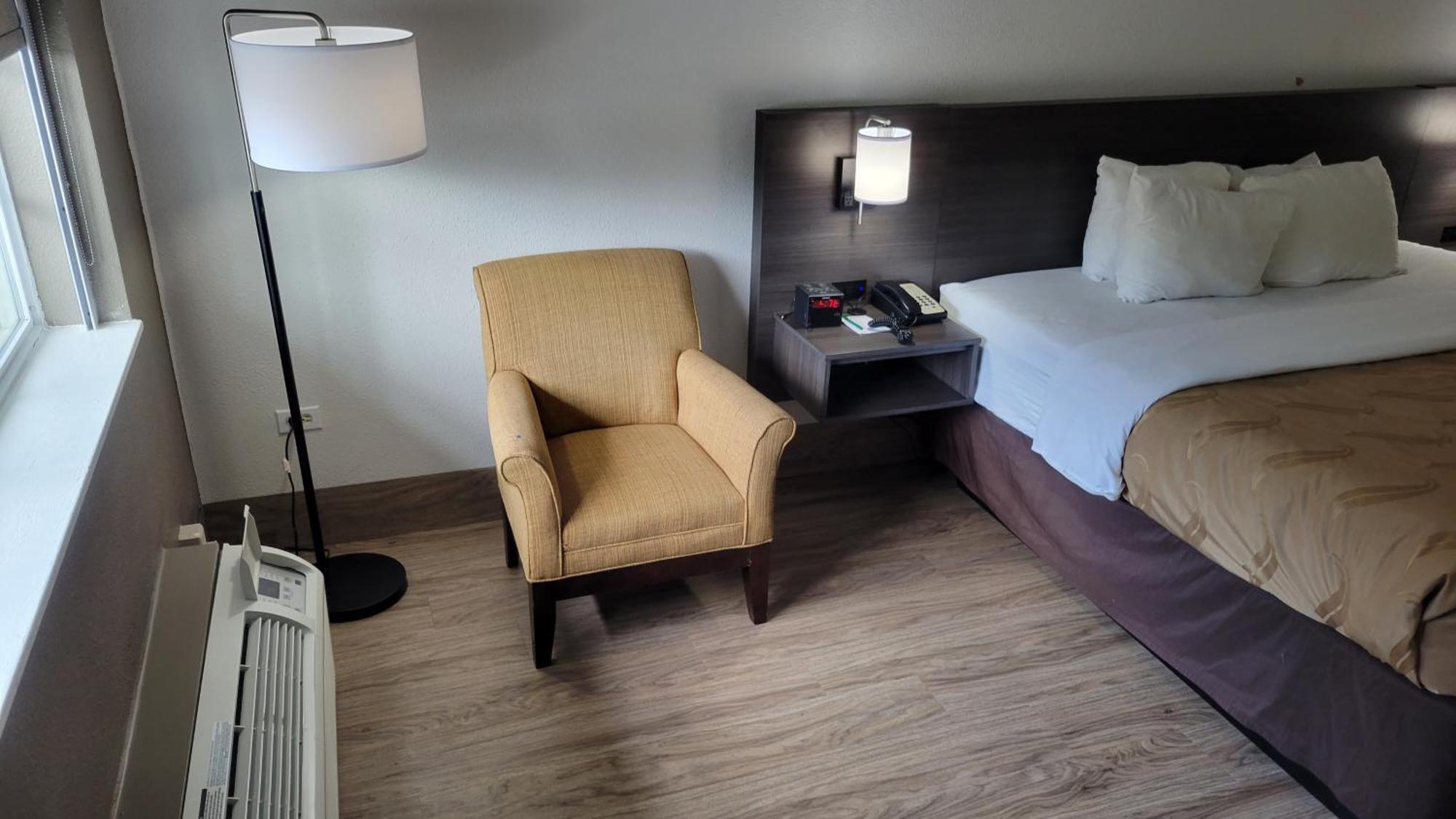 Quality Inn Forsyth Near Ga Public Safety Training Center Luaran gambar
