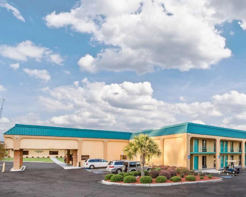 Quality Inn Forsyth Near Ga Public Safety Training Center Luaran gambar